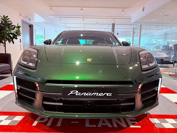 Porsche Panamera 4 2026 photo 4