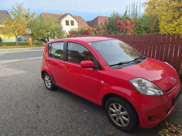 Daihatsu Sirion
