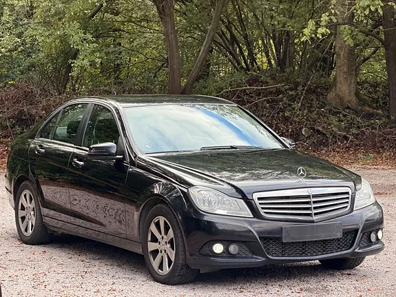Mercedes-Benz C180 2012 photo 5