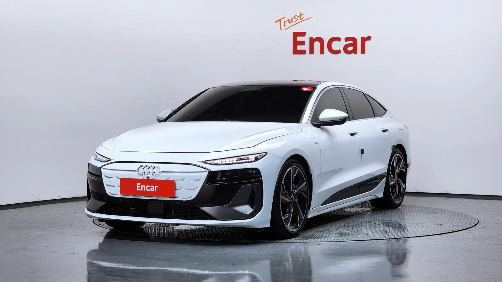 Audi A6 E-Tron