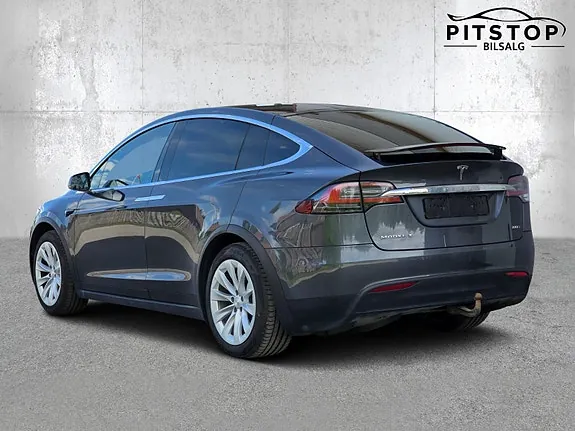 Tesla Model X 2017 photo 4