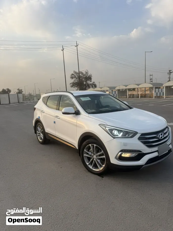 Hyundai Santa Fe 2018 photo 3