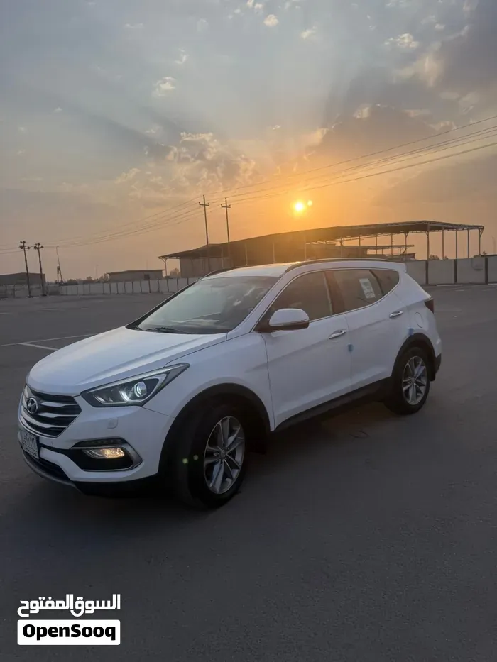 Hyundai Santa Fe 2018 photo 2