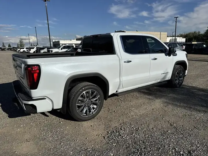 GMC Sierra 1500 2026 photo 5