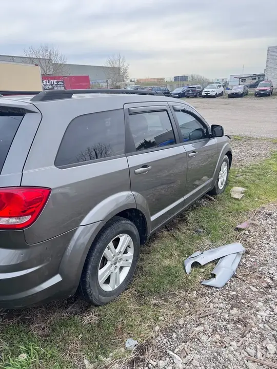 Dodge Journey 2010 photo 3
