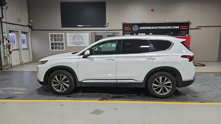 Hyundai Santa Fe 2019 photo 2