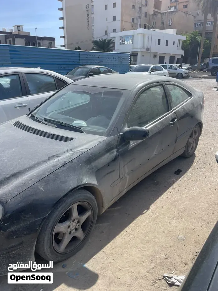 Mercedes-Benz C-Class 2003 photo 3