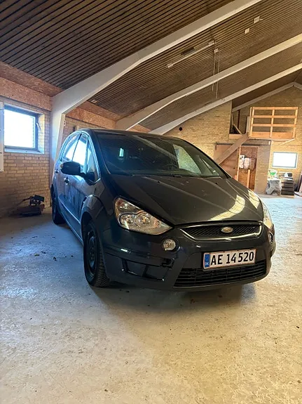 Ford S-Max 2008 photo 2