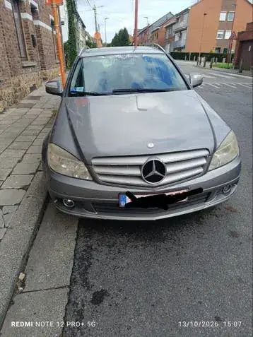 Mercedes-Benz C200