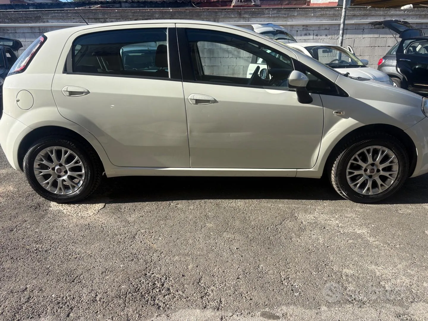 Fiat Punto Evo 2011 photo 5