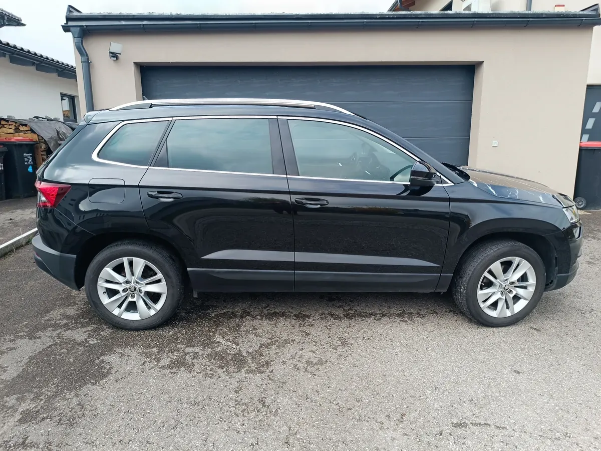 Skoda Karoq 2021 photo 2
