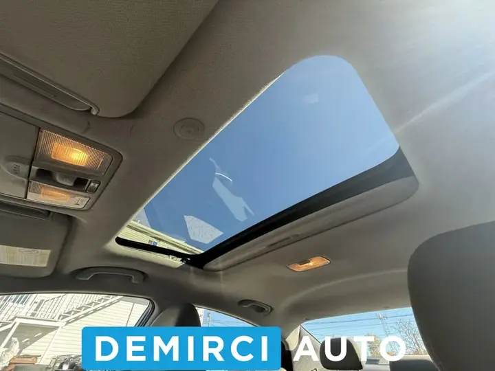 Hyundai Elantra 2013 photo 3