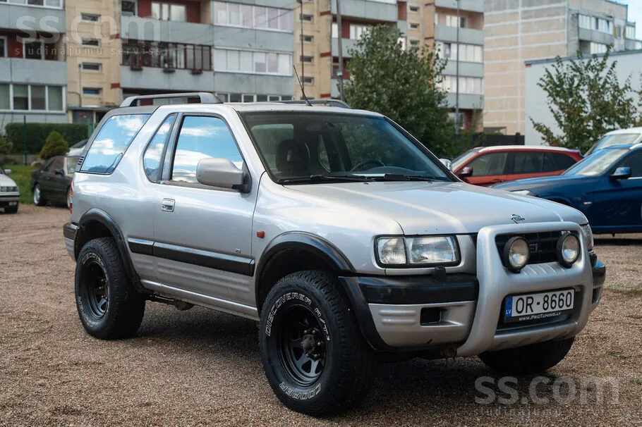 Opel Frontera Sport 1999 photo 3