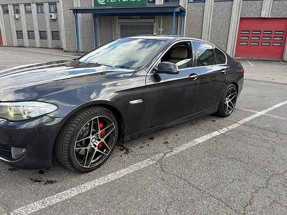 BMW 530D 2010 photo 3