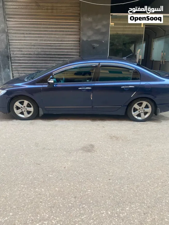 Honda Civic 2008 photo 2