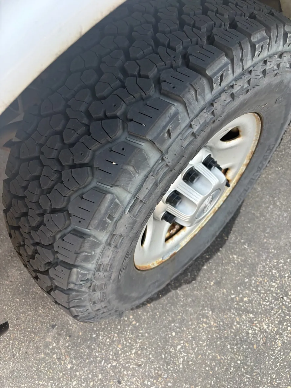 GMC 3500 Express Cargo Van 2015 photo 4