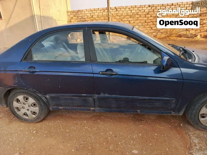 Kia Spectra 2005 photo 3