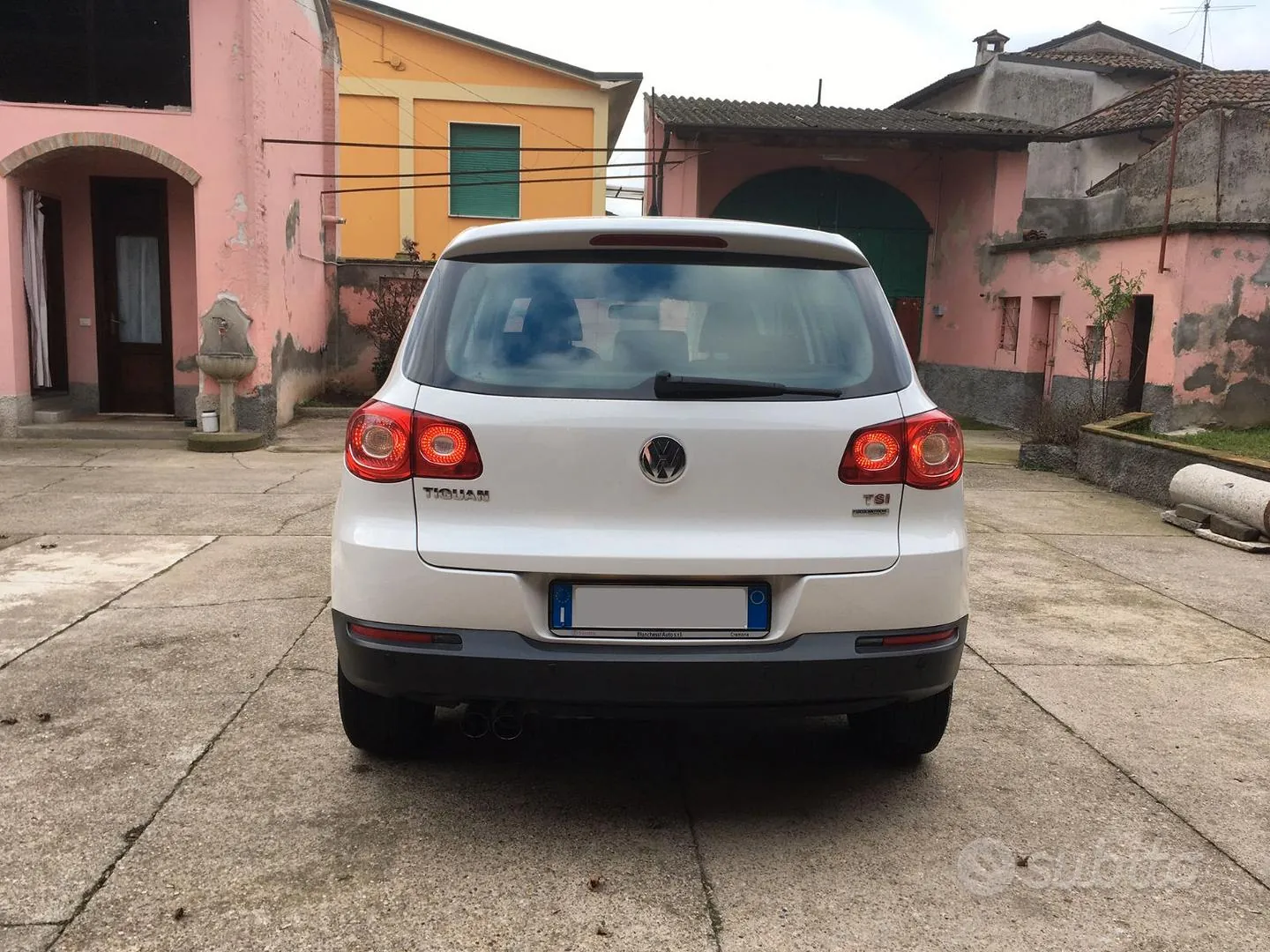 Volkswagen Tiguan 2011 photo 4