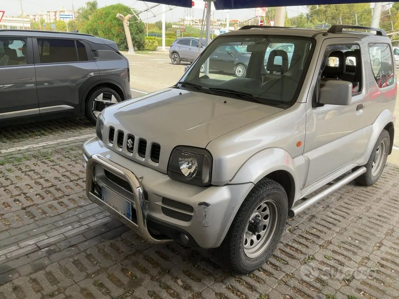 Suzuki Jimny 2012 photo 2