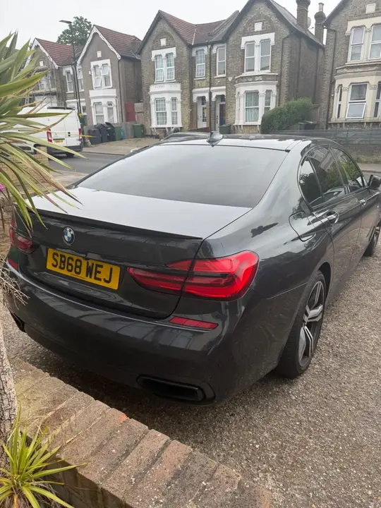 BMW 7 Series 2019 photo 5