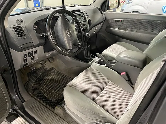 Toyota Hilux 2006 photo 3