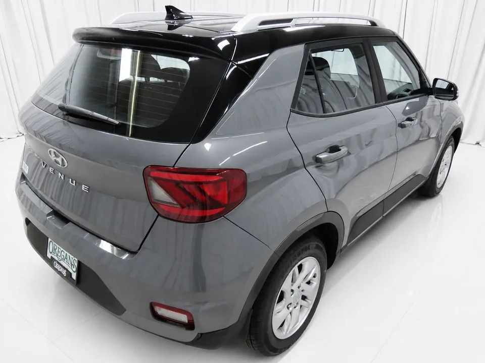 Hyundai Venue 2021 photo 3