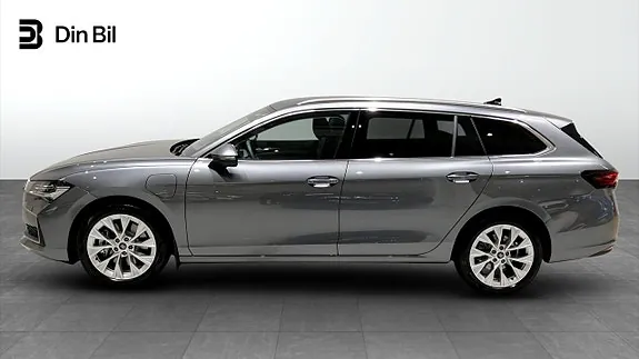 Skoda Superb 2026 photo 3