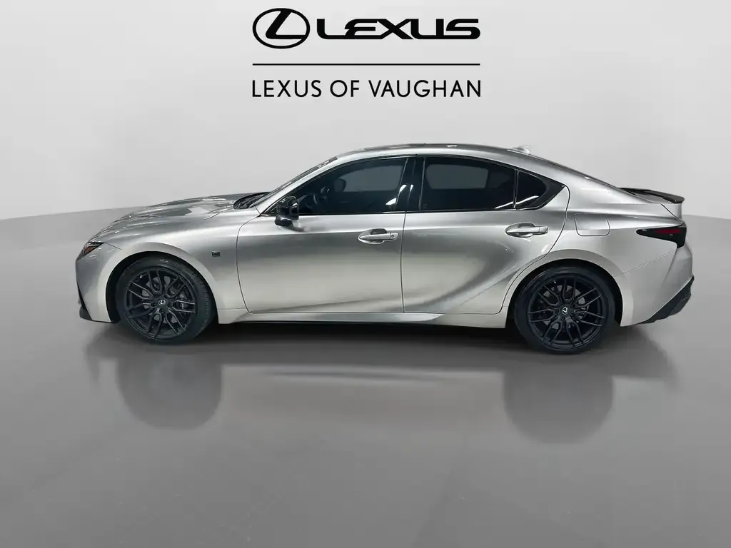 Lexus Is 2024 photo 3