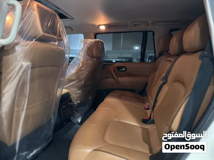 Nissan Patrol 2014 photo 2