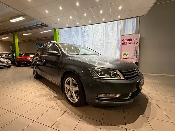 Volkswagen Passat 2012 photo 3