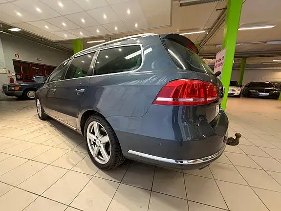 Volkswagen Passat 2012 photo 5