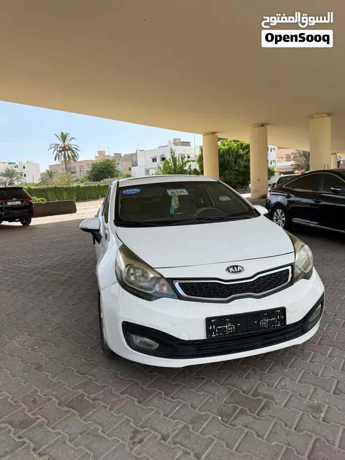 Kia Rio 2013 photo 4