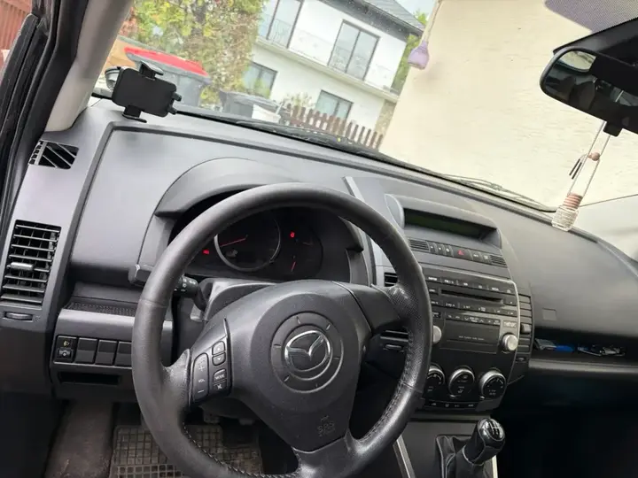 Mazda Mazda5 2008 photo 3