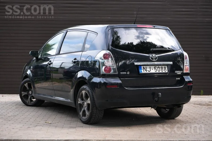 Toyota Corolla Verso 2008 photo 4