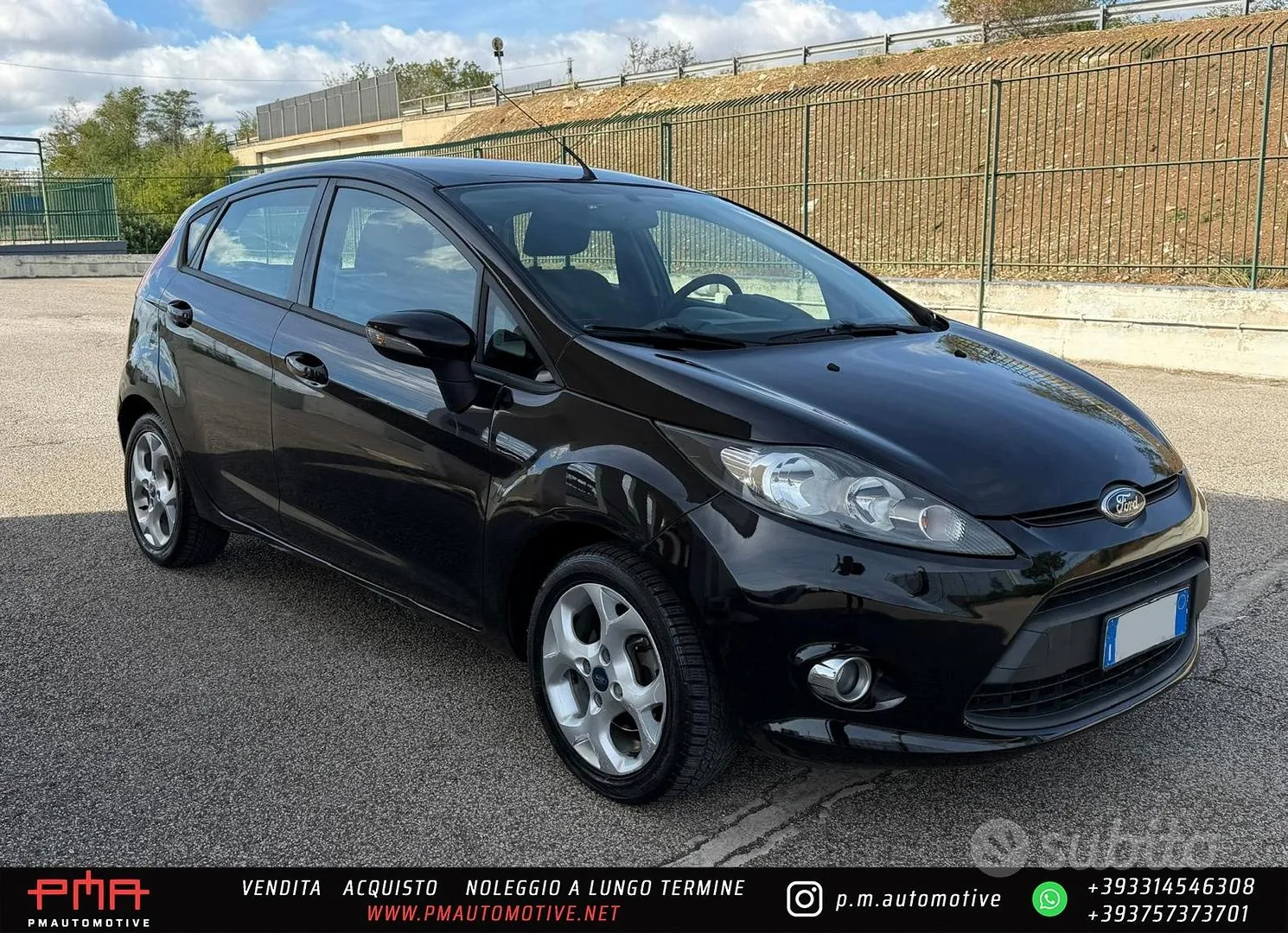 Ford Fiesta 2012 photo 2