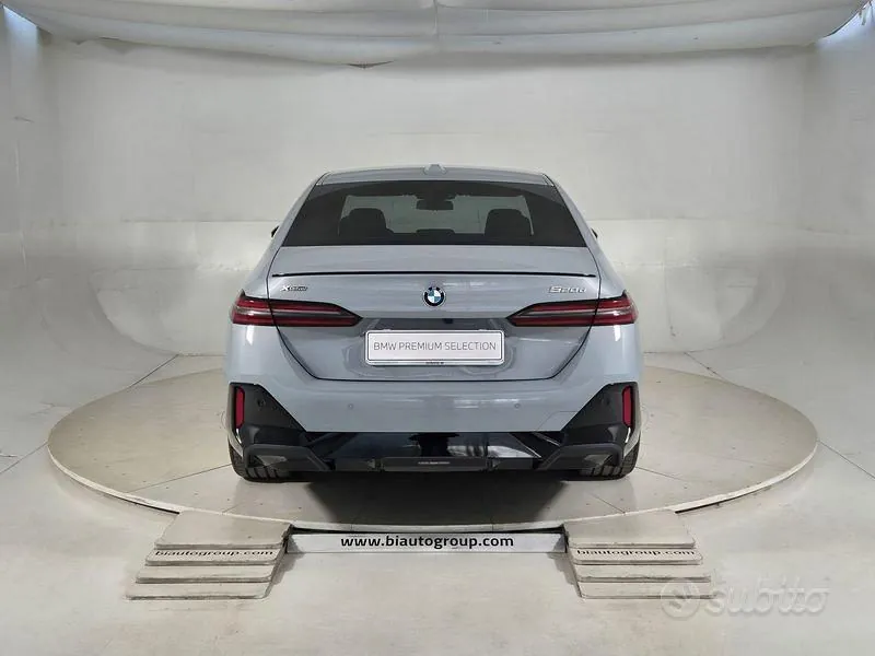 BMW 5 Series 2025 photo 4