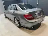 Mercedes-Benz C-Class 2011 photo 3