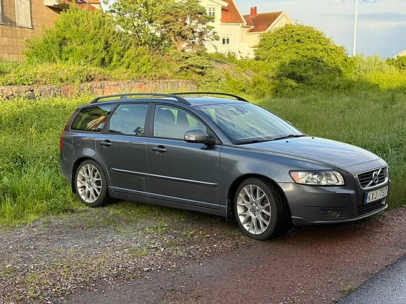 Volvo V50 2011 photo 5