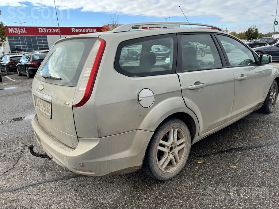 Ford Focus 2009 photo 4