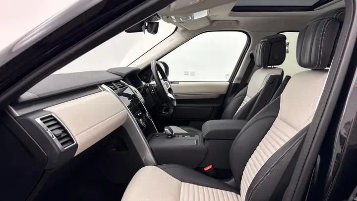 Land Rover Discovery 2024 photo 3