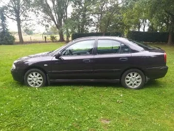 Mitsubishi Carisma