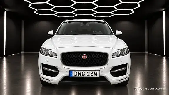 Jaguar F-Pace 2020 photo 3
