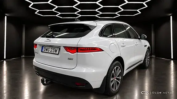 Jaguar F-Pace 2020 photo 4