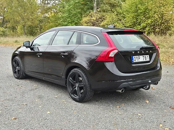 Volvo V60 2012 photo 4