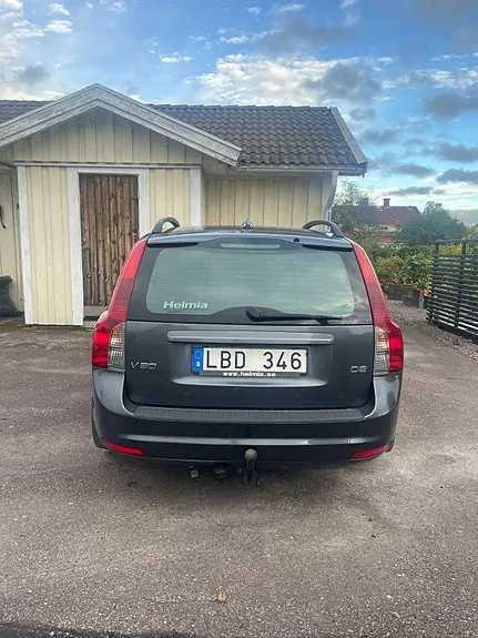 Volvo V50 2011 photo 3
