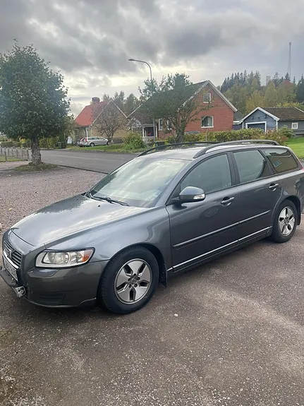 Volvo V50