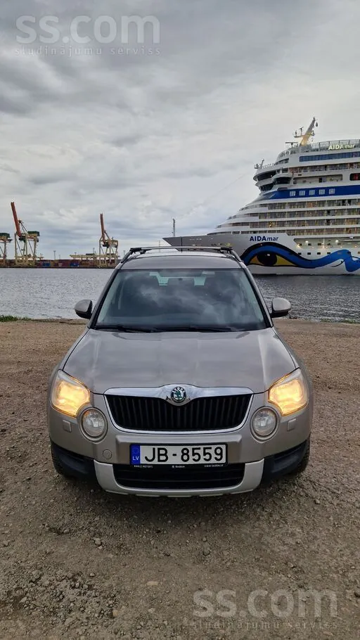 Skoda Yeti 2012 photo 2