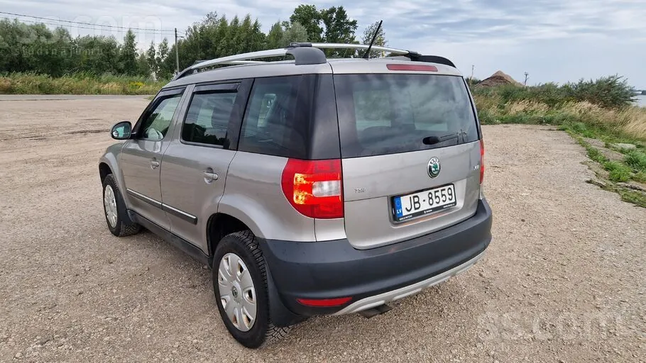 Skoda Yeti 2012 photo 5