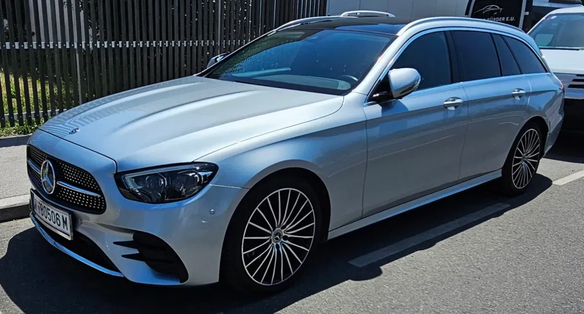Mercedes-Benz E-Class 2021 photo 3