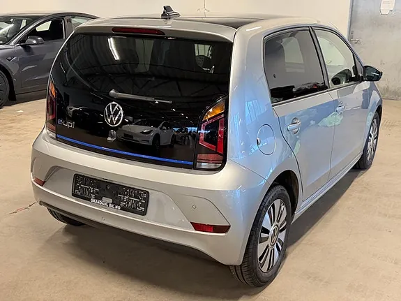 Volkswagen Up 2020 photo 4